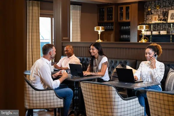 $969,000 | 212 South King Street, Unit D, Leesburg, VA 20175