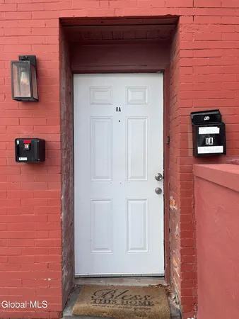 $1,595 | 9 St Joseph's Terrace, Unit 0A, Albany, NY 12210