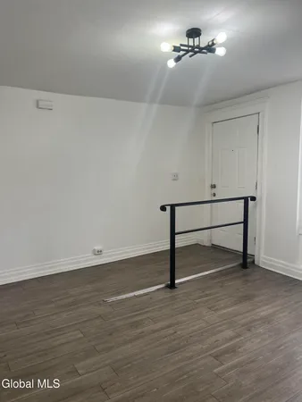 $1,595 | 9 St Joseph's Terrace, Unit 0A, Albany, NY 12210