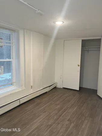 $1,595 | 9 St Joseph's Terrace, Unit 0A, Albany, NY 12210