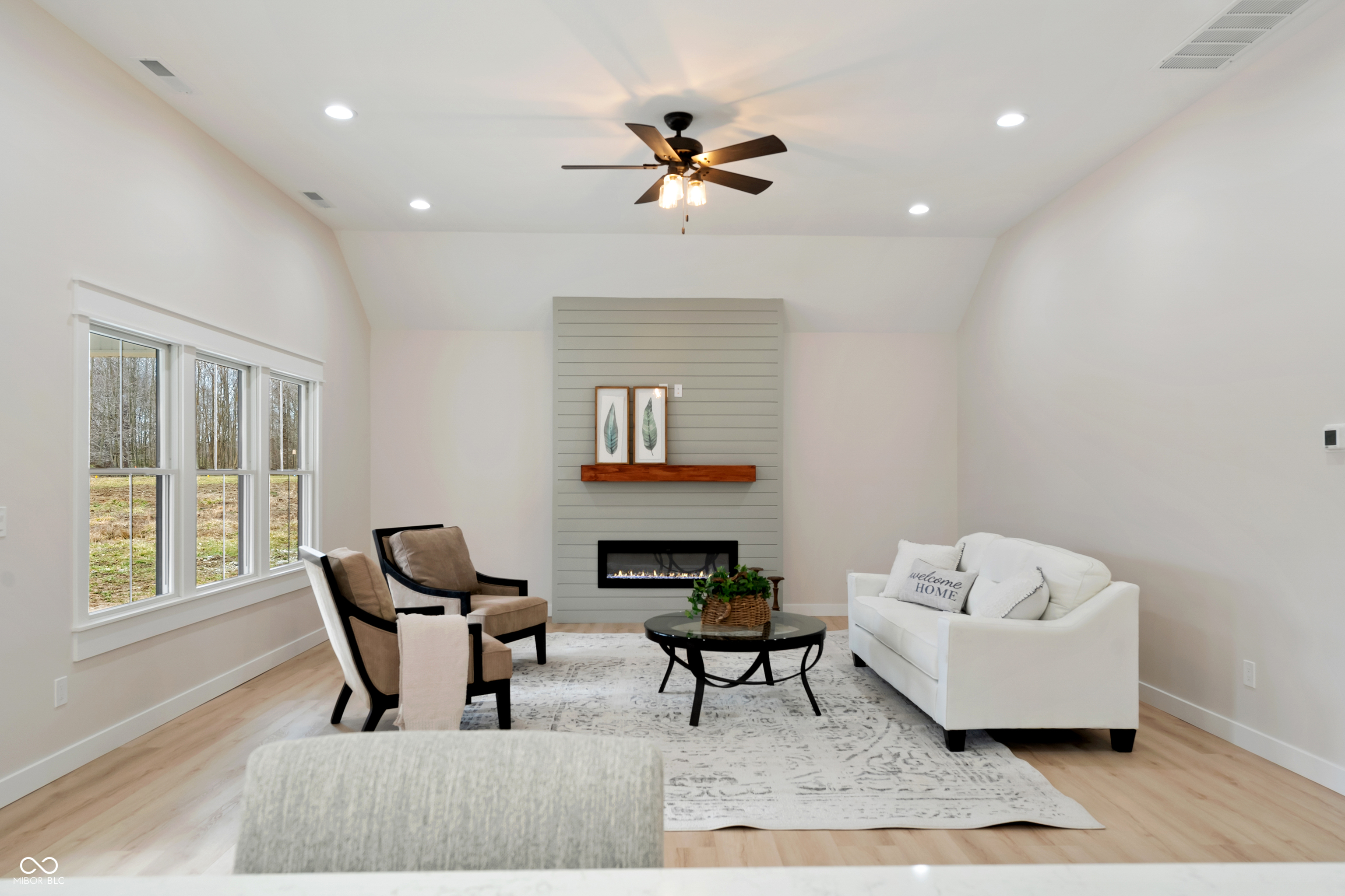 5143 Oak Ridge Trail Columbus, IN 47201 - Photo 12 of 50 Gallery Image 12