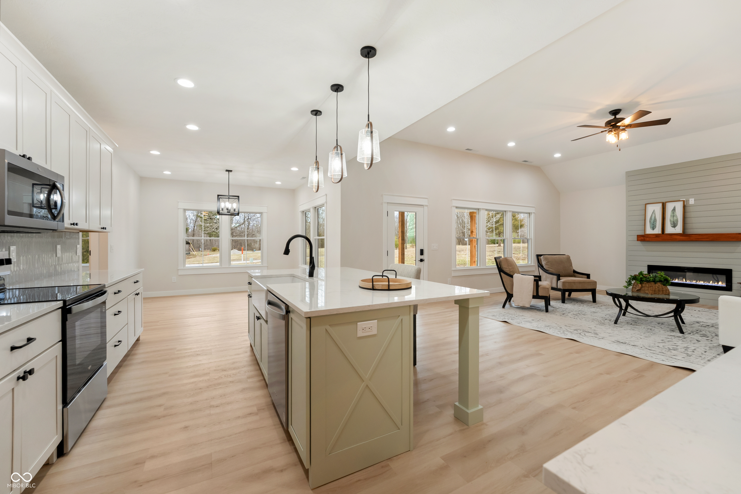 5143 Oak Ridge Trail Columbus, IN 47201 - Photo 15 of 50 Gallery Image 15