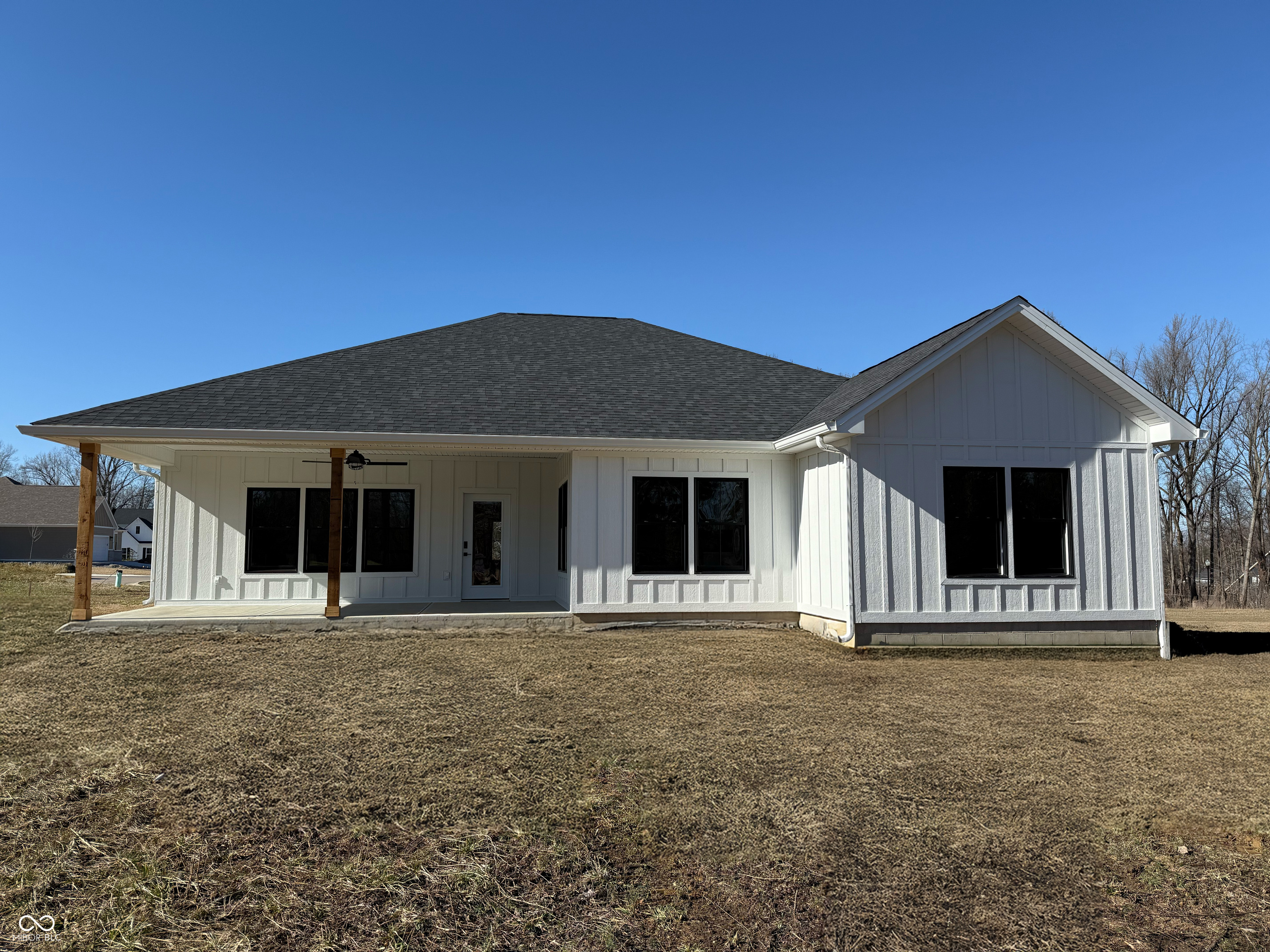 5143 Oak Ridge Trail Columbus, IN 47201 - Photo 5 of 50 Gallery Image 5