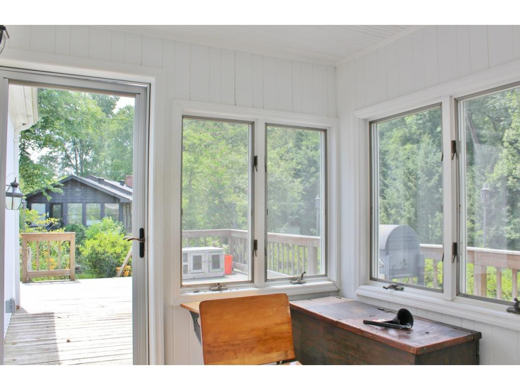 220 Edgewood Road Bristol, TN 37620 - Photo 30 of 35 Sunroom