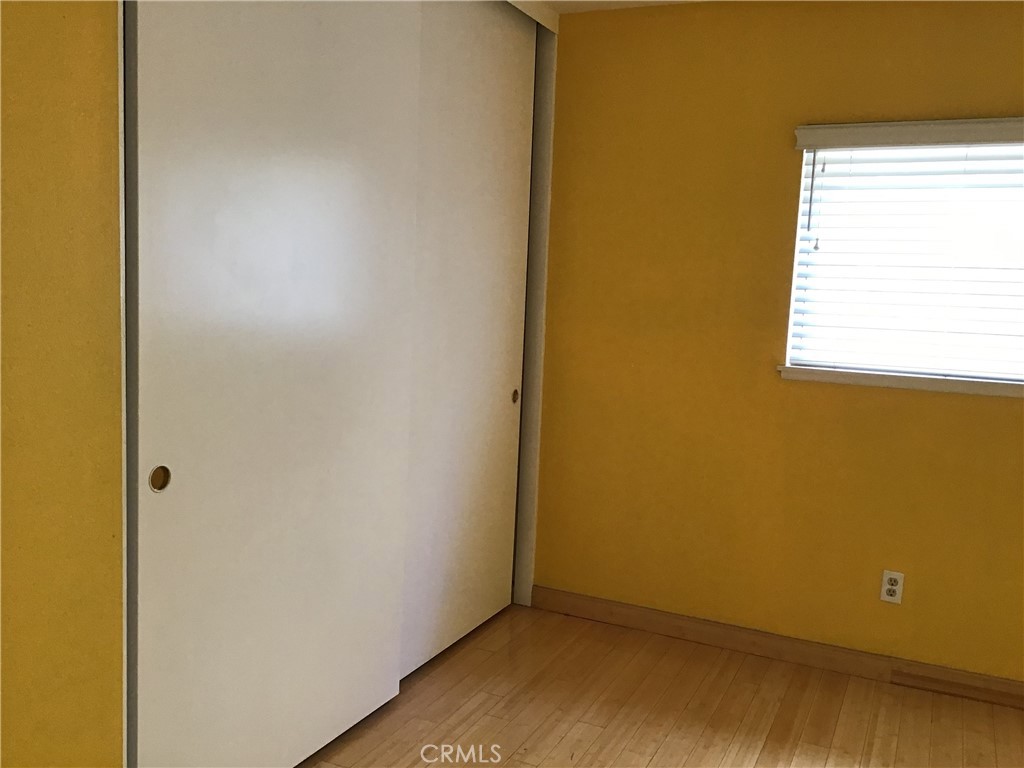 20111 Cavern Court Saugus, CA 91390 - Photo 16 of 35 Downstairs bedroom/office