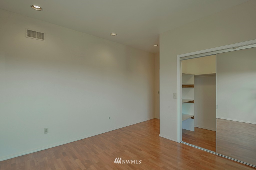 19222 98th Avenue South Renton, WA 98055 - Photo 19 of 25 Gallery Image 19