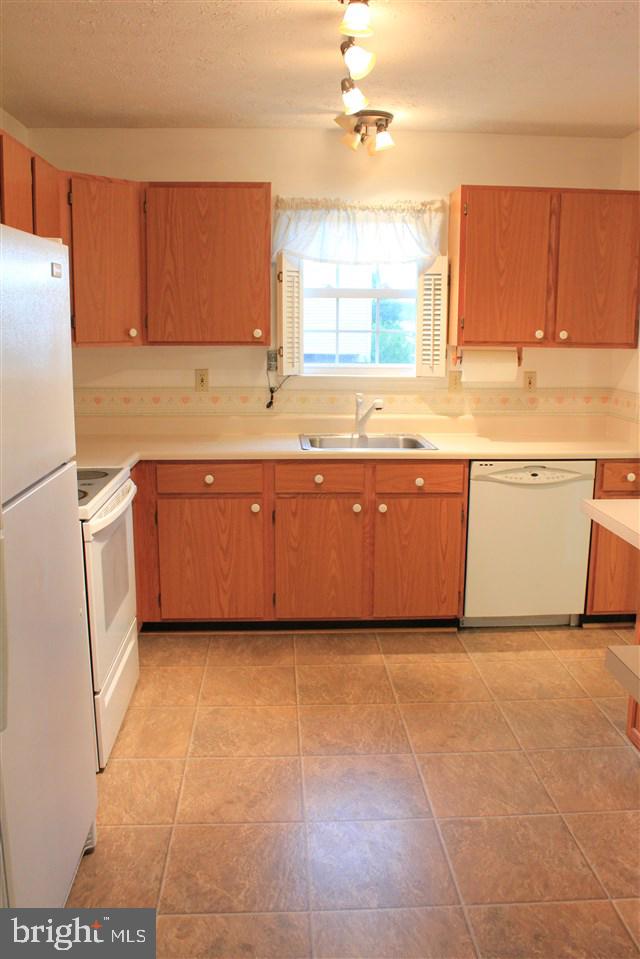 964 Trinity Road Felton, PA 17322 - Photo 10 of 36