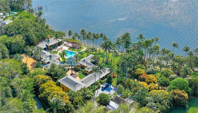 $49,000,000 | 6 Riverview Road, Jupiter Island, FL 33455