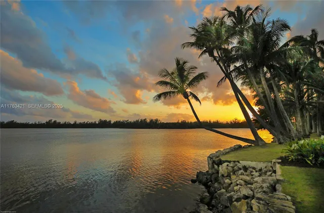 $49,000,000 | 6 Riverview Road, Jupiter Island, FL 33455