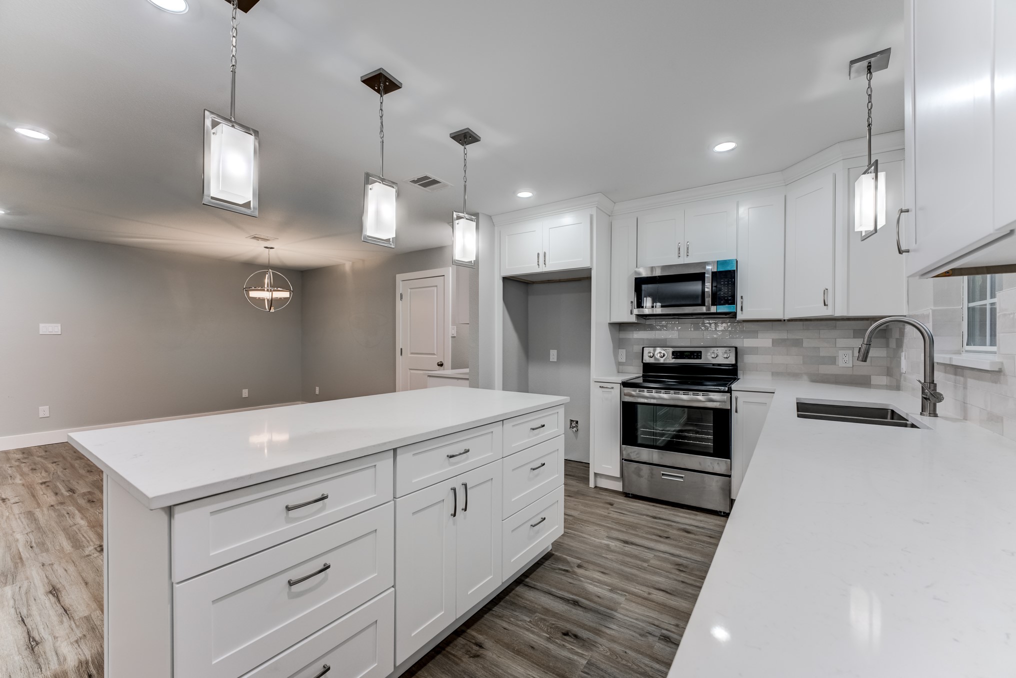 5535 Elm Spring Drive Houston, TX 77048 - Photo 16 of 39