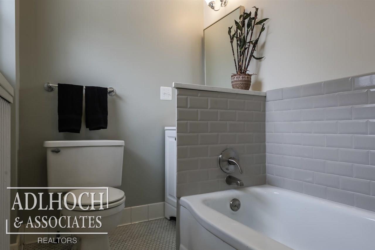 1014 Yorkshire Road Grosse Pointe Park, MI 48230 - Photo 36 of 52