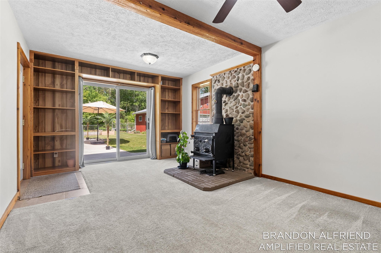 10226 Southwest Greenville Road Greenville, MI 48838 - Photo 13 of 62