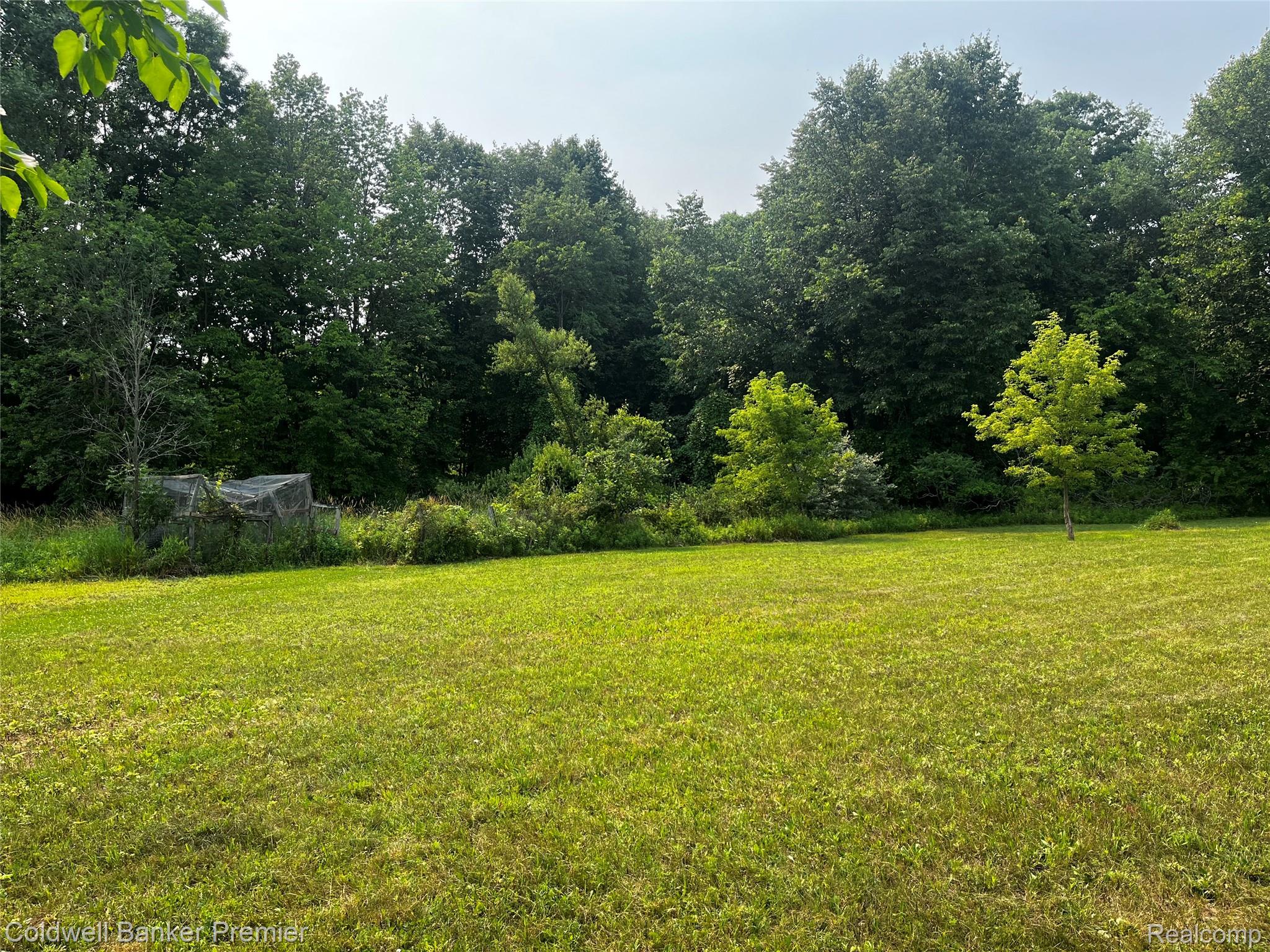 3975 Hagerman Road Leonard, MI 48367 - Photo 14 of 19 IMG_0389.jpeg