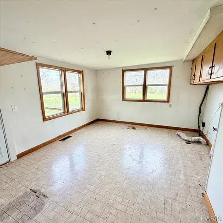$180,000 | 22389 State Hwy T, Newburg, MO 65550