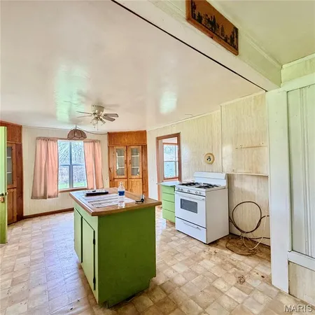 $180,000 | 22389 State Hwy T, Newburg, MO 65550