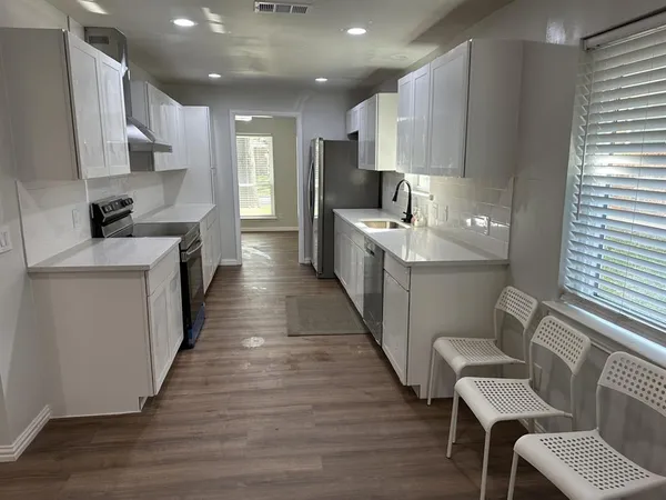 $2,800 | 2521 Downing Drive, Plano, TX 75023