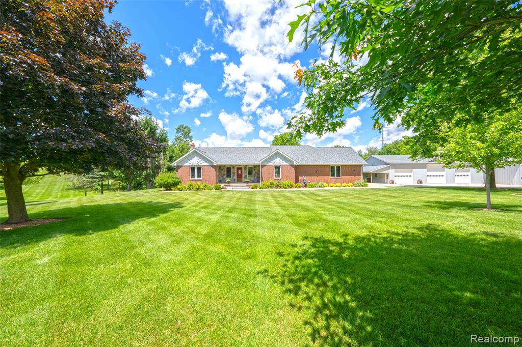 5233 Crawford Road Dryden, MI 48428 - Photo 6 of 95