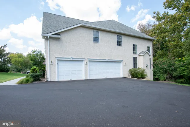 $1,185,000 | 1321 Meadowbrook Court, Jenkintown, PA 19046