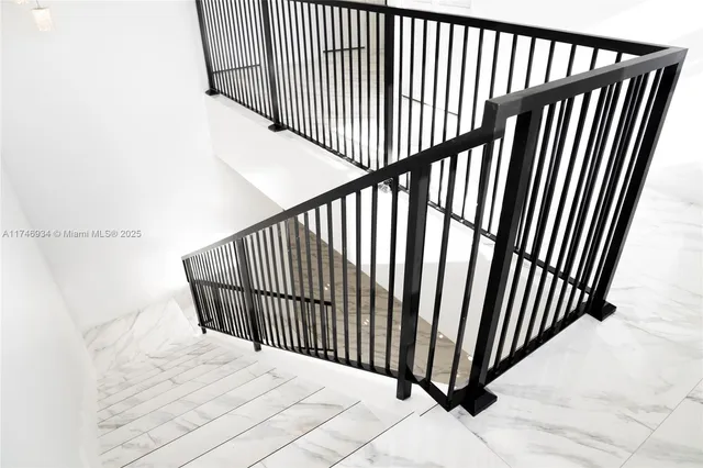 $710,000 | 312 Southeast Via Sangro, Port St. Lucie, FL 34952