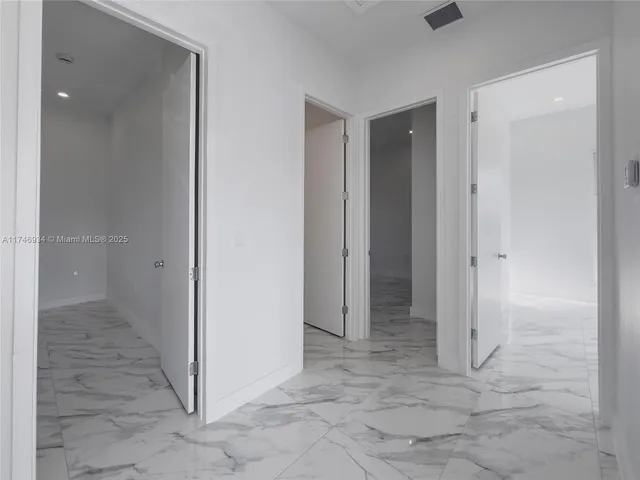 $710,000 | 312 Southeast Via Sangro, Port St. Lucie, FL 34952