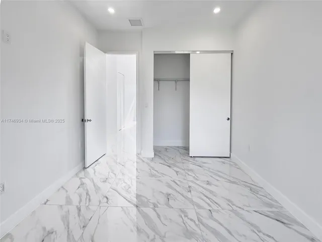 $710,000 | 312 Southeast Via Sangro, Port St. Lucie, FL 34952