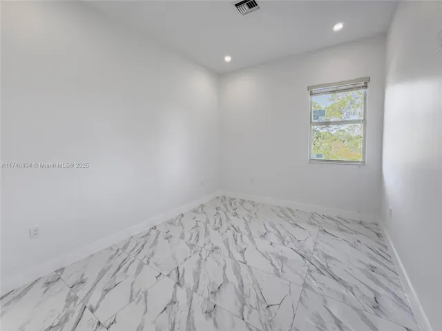 $710,000 | 312 Southeast Via Sangro, Port St. Lucie, FL 34952