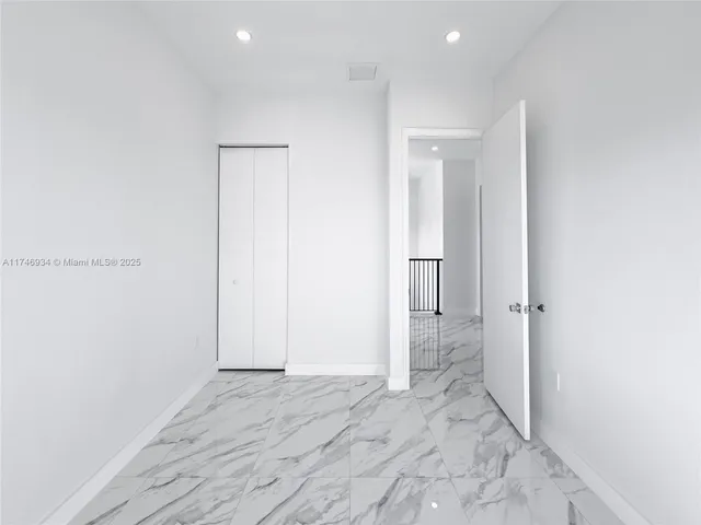 $710,000 | 312 Southeast Via Sangro, Port St. Lucie, FL 34952