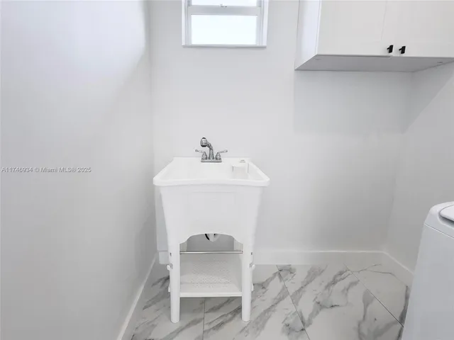 $710,000 | 312 Southeast Via Sangro, Port St. Lucie, FL 34952