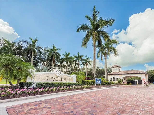 $710,000 | 312 Southeast Via Sangro, Port St. Lucie, FL 34952