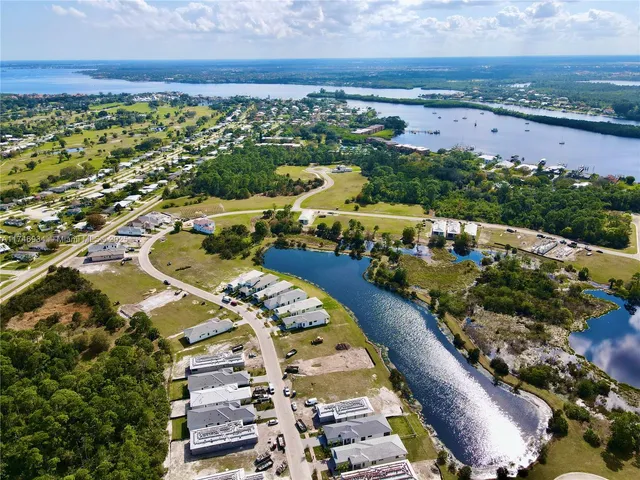 $710,000 | 312 Southeast Via Sangro, Port St. Lucie, FL 34952