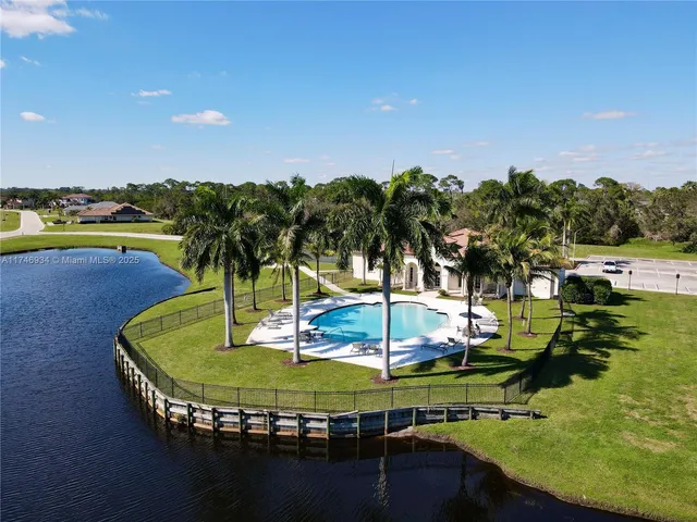 $710,000 | 312 Southeast Via Sangro, Port St. Lucie, FL 34952