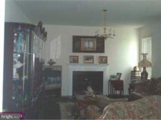 28 Keswick Road East Windsor, NJ 08520 - Photo 3 of 4 Gallery Image 3