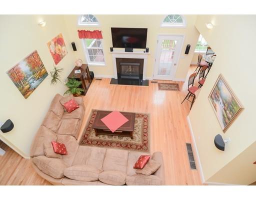 49 Clement Road Dracut, MA 01826 - Photo 14 of 29