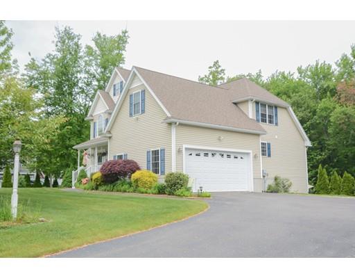 49 Clement Road Dracut, MA 01826 - Photo 2 of 29