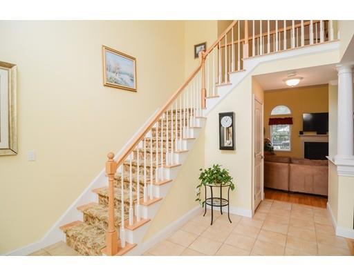 49 Clement Road Dracut, MA 01826 - Photo 10 of 29