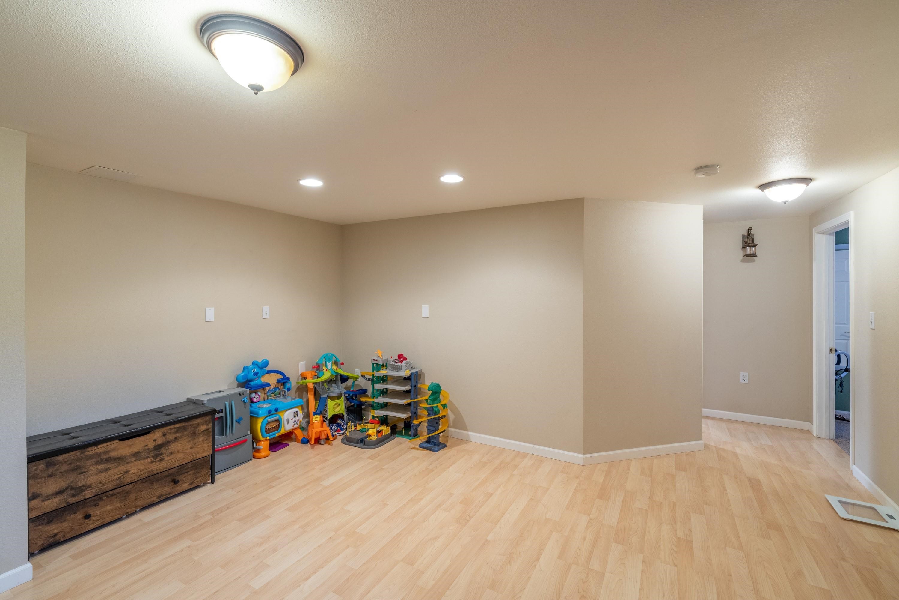 1412 South Woodward Road Spokane Valley, WA 99206 - Photo 17 of 33 Gallery Image 17