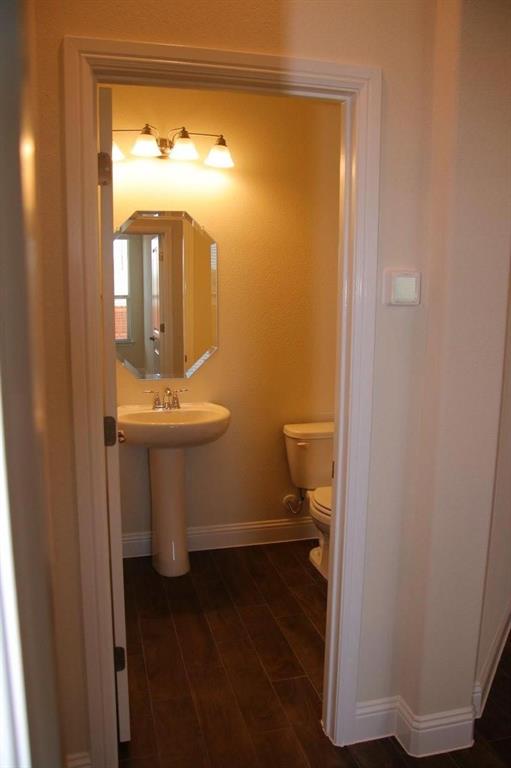 224 Gill Point Lane Aledo, TX 76008 - Photo 15 of 22 Powder room
