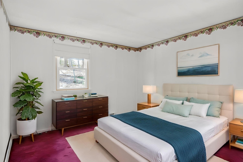 136 Dudley Road Oxford, MA 01540 - Photo 13 of 20