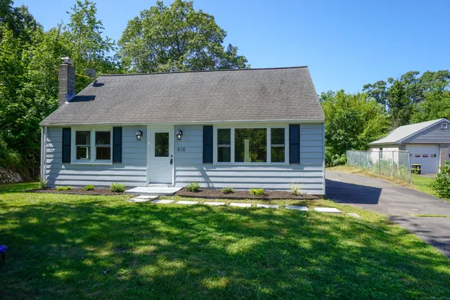 $329,000 | 418 Horton Hill Road, Naugatuck, CT 06770