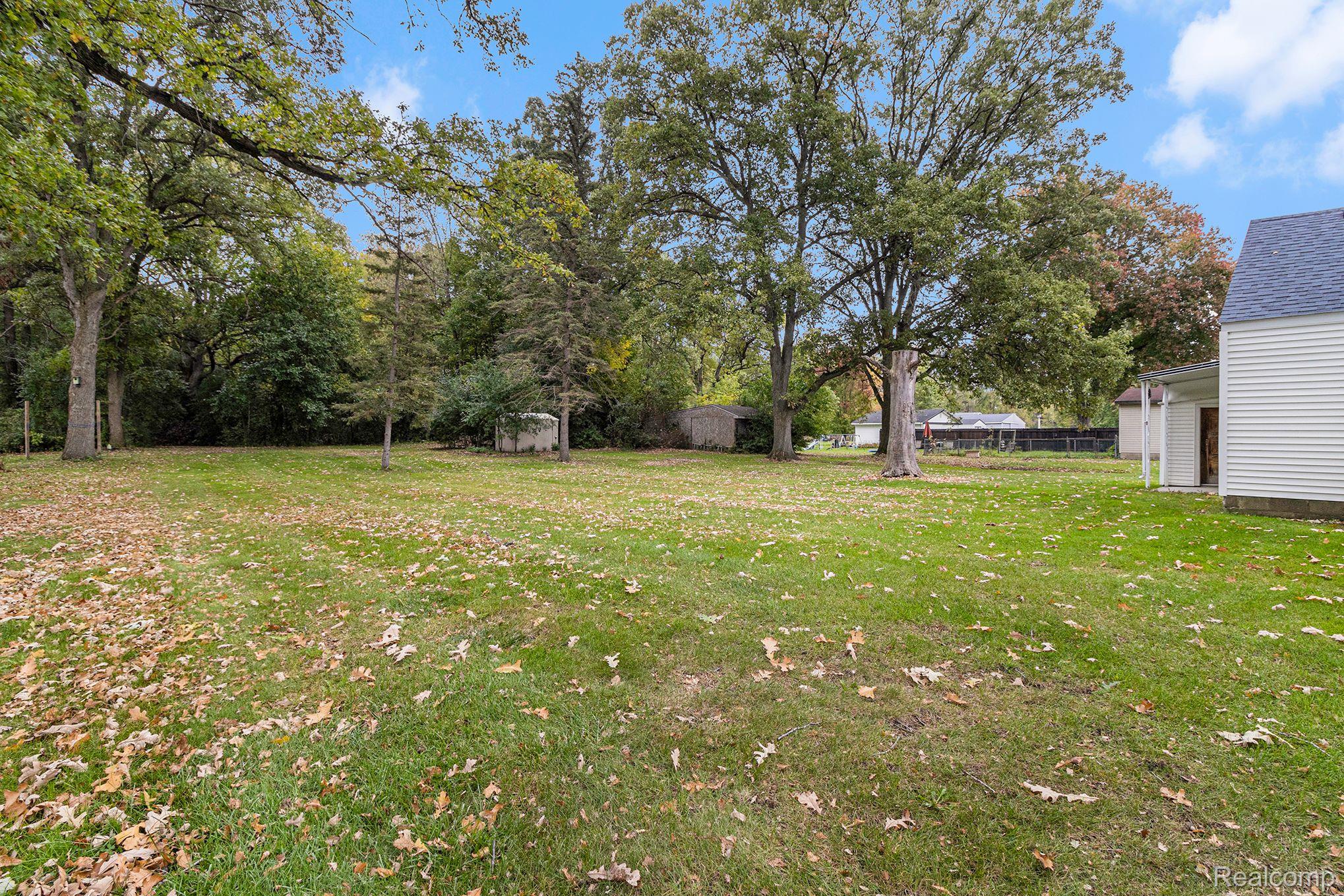 7111 East Carpenter Road Davison, MI 48423 - Photo 21 of 21 Just under an acre
