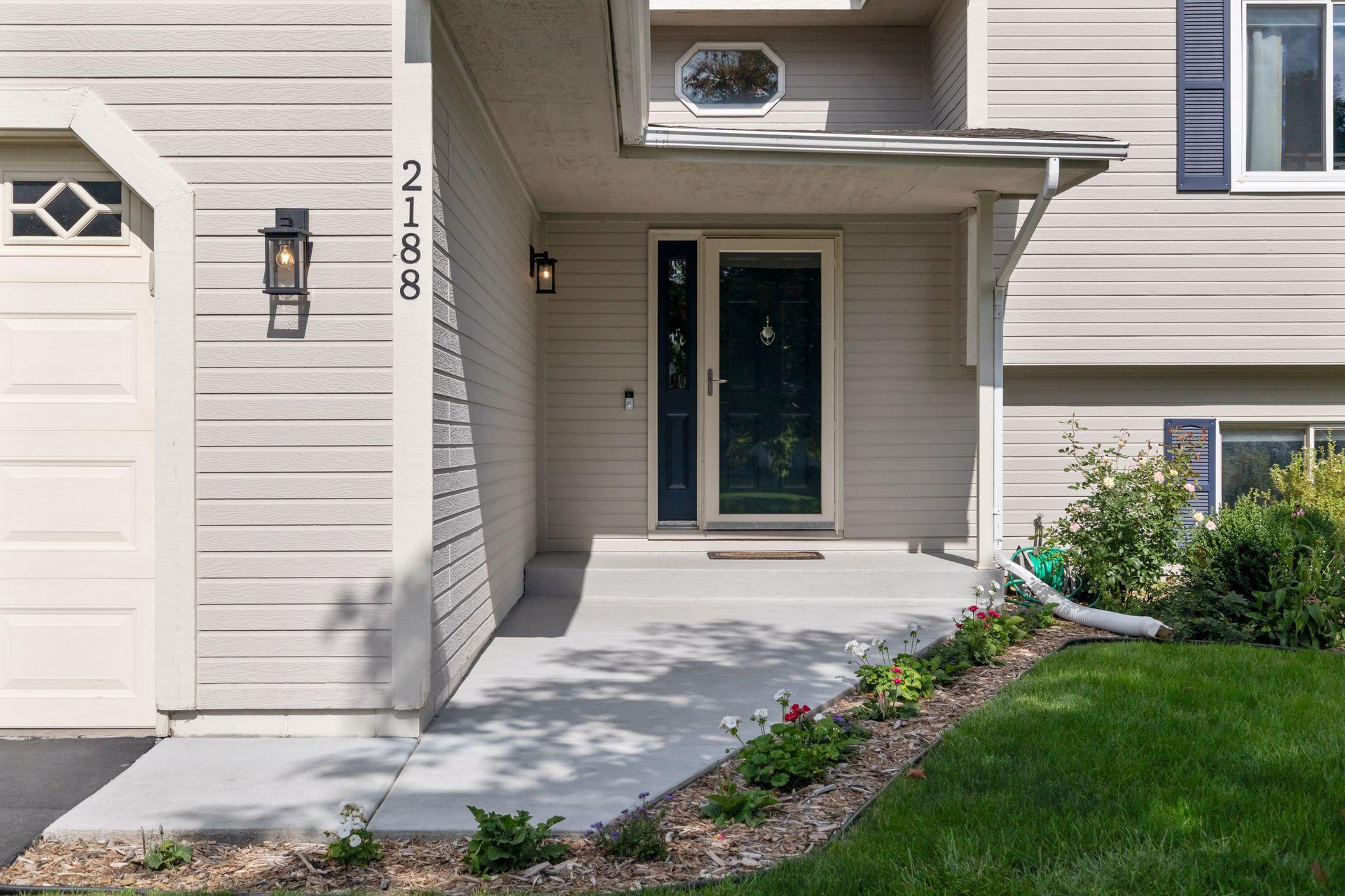 2188 Grimm Road Chaska, MN 55318 - Photo 3 of 50 Gallery Image 3