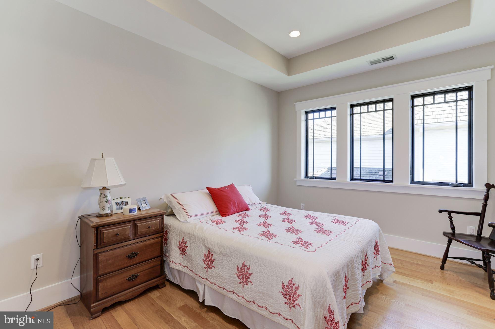 5631 Newington Road Bethesda, MD 20816 - Photo 59 of 96