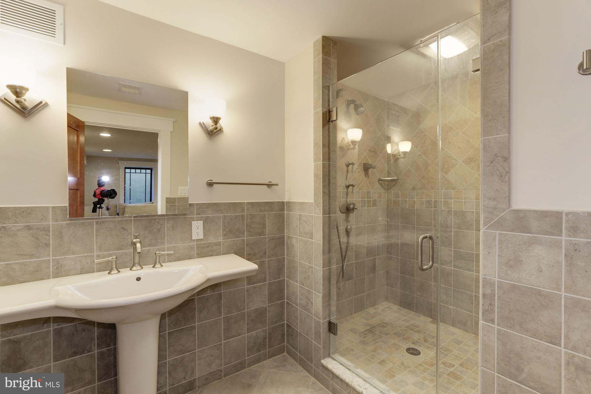 5631 Newington Road Bethesda, MD 20816 - Photo 79 of 96