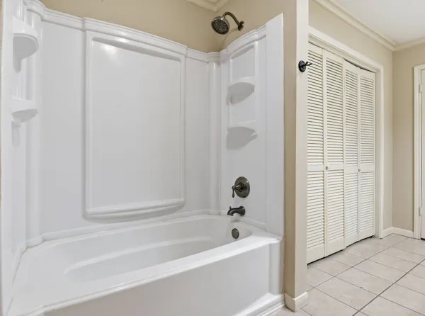 $2,600 | 9052 Zapata Way, Willis, TX 77378