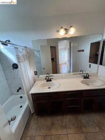 $3,100 | 4525 Waterford Way, Oakley, CA 94561