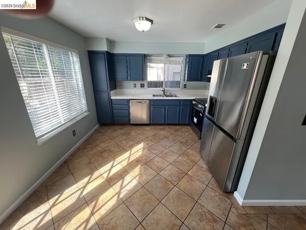 $3,100 | 4525 Waterford Way, Oakley, CA 94561