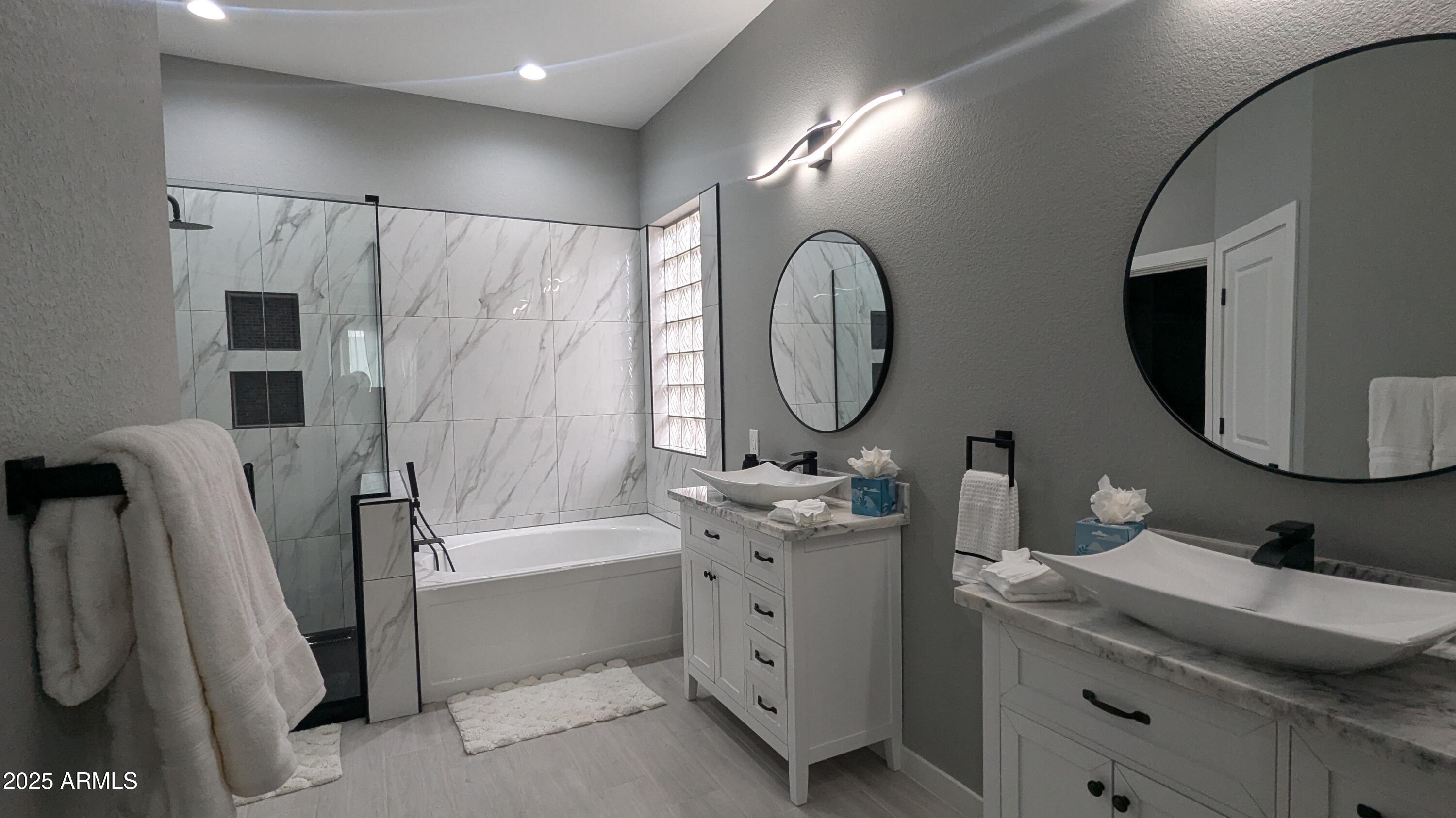 7517 North 86th Avenue Glendale, AZ 85305 - Photo 13 of 44 PXL_20250402_200756852