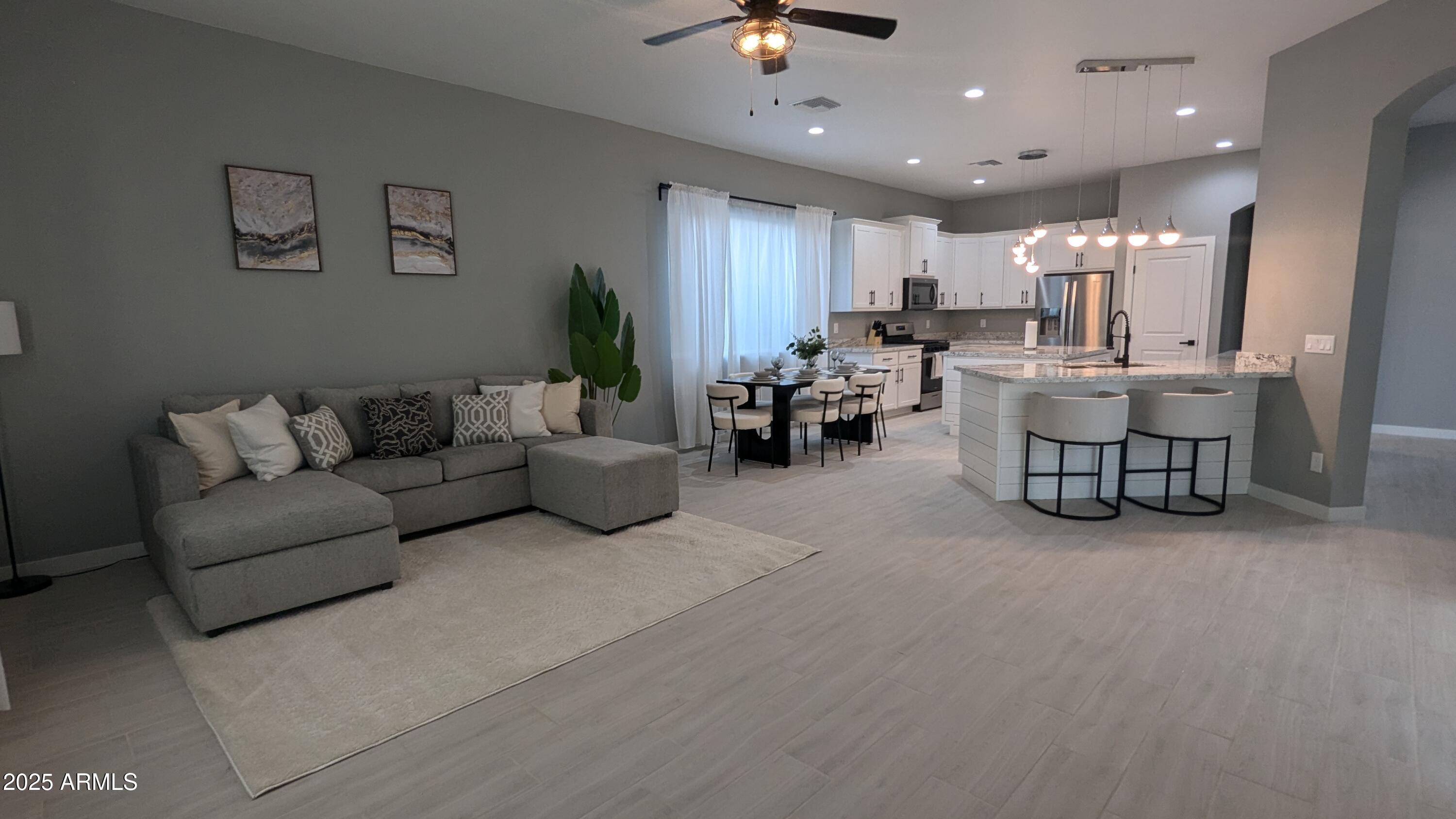 7517 North 86th Avenue Glendale, AZ 85305 - Photo 22 of 44 PXL_20250330_234135584