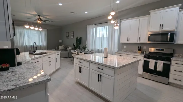 $8,970 | 7517 North 86th Avenue, Glendale, AZ 85305