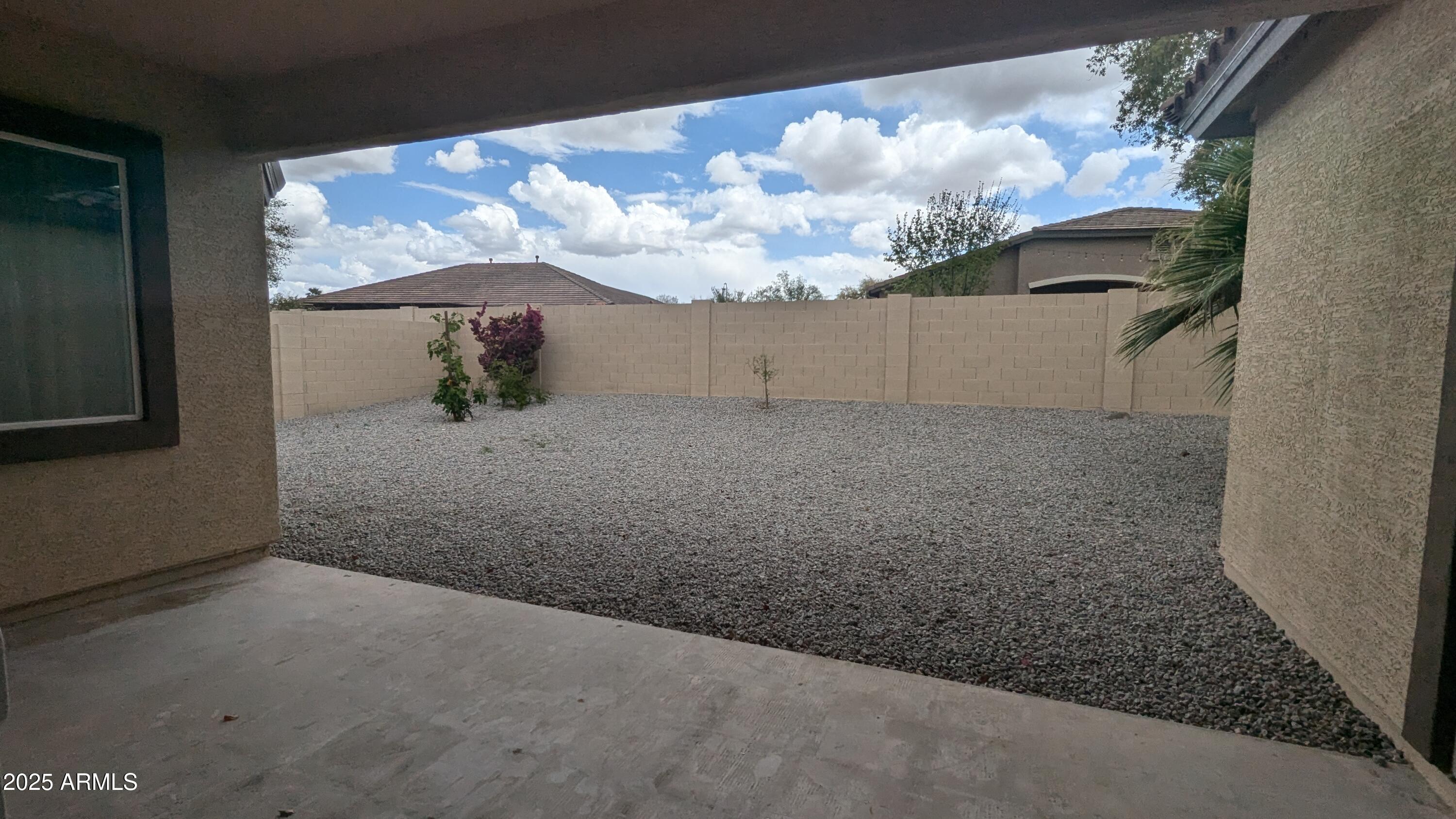 7517 North 86th Avenue Glendale, AZ 85305 - Photo 44 of 44 PXL_20250402_201145300